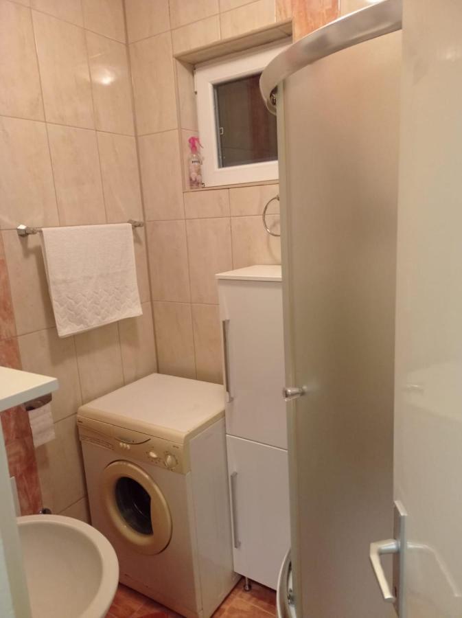 리브노 Apartman Lili 아파트 외부 사진